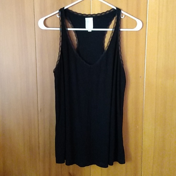 By Eloise Tank - Picture 2 of 4